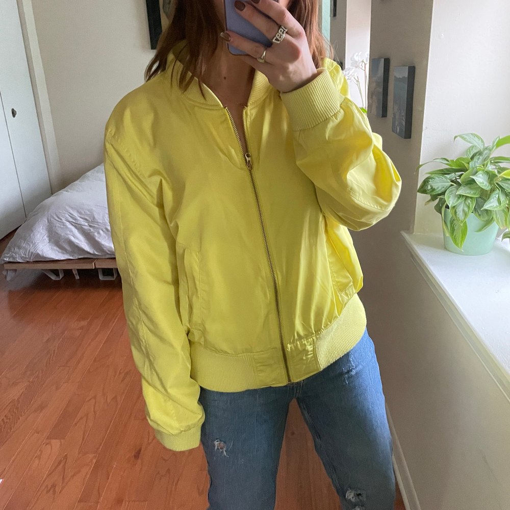 Hei Hei Zip Front Bomber Jacket Yellow Size Large